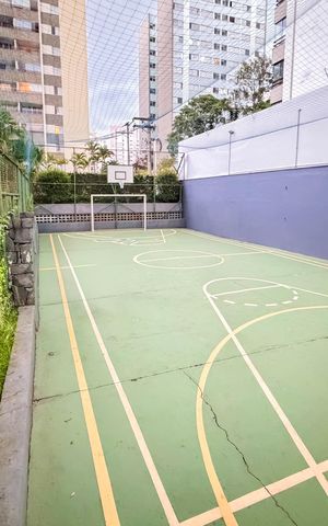 Apartamento à venda com 120m², 3 quartos e 2 vagas Apartamento à venda com 120m², 3 quartos e 2 vagasQuadra Esportiva