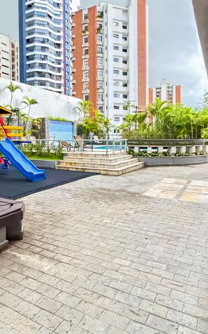 Apartamento à venda com 120m², 3 quartos e 2 vagas Apartamento à venda com 120m², 3 quartos e 2 vagasÁrea comum