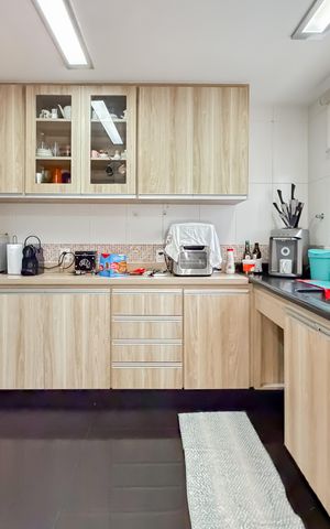 Apartamento à venda com 120m², 3 quartos e 2 vagas Apartamento à venda com 120m², 3 quartos e 2 vagasCozinha