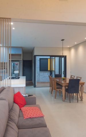 Casa para alugar com 167m², 3 quartos e 2 vagas