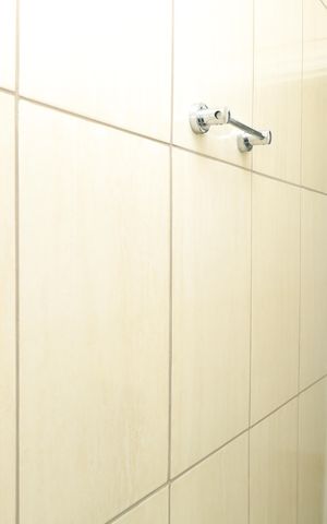 Casa à venda com 350m², 2 quartos e 5 vagasBanheiro 2