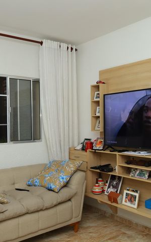 Casa à venda com 350m², 2 quartos e 5 vagasSala