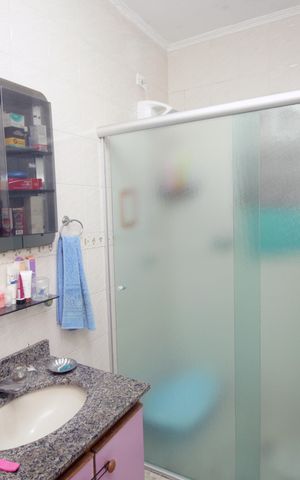 Casa à venda com 180m², 3 quartos e 3 vagasBanheiro da Suíte