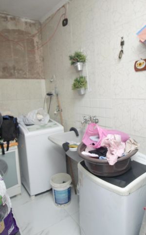 Casa à venda com 180m², 3 quartos e 3 vagasÁrea de Serviço