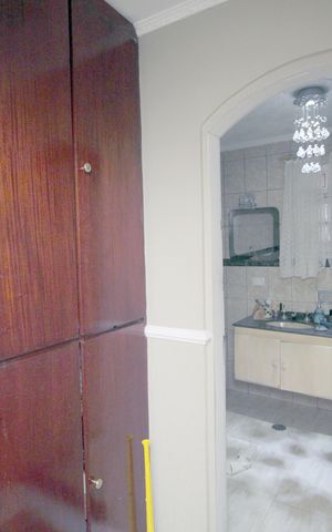 Casa à venda com 180m², 3 quartos e 3 vagasCorredor