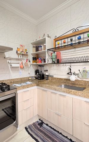 Casa à venda com 250m², 4 quartos e 4 vagasCozinha
