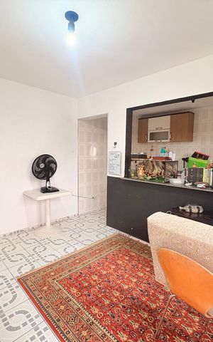 Casa à venda com 250m², 4 quartos e 4 vagasSala - Edícula