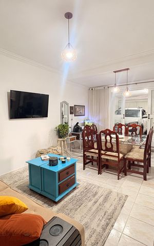 Casa à venda com 250m², 4 quartos e 4 vagasSala