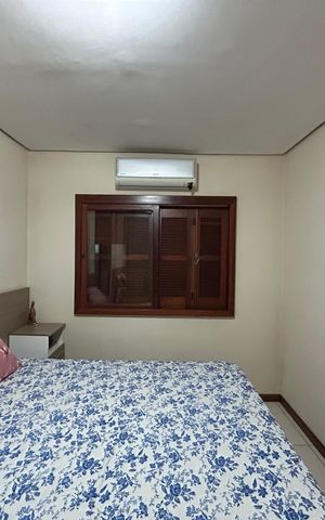 Casa à venda com 120m², 3 quartos e 2 vagas Casa à venda com 120m², 3 quartos e 2 vagasSuítr