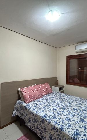 Casa à venda com 120m², 3 quartos e 2 vagas Casa à venda com 120m², 3 quartos e 2 vagasSuíte