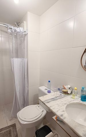Apartamento à venda com 83m², 3 quartos e 2 vagasBanheiro Social