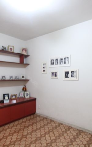 Casa à venda com 650m², 3 quartos e 4 vagasEscritório