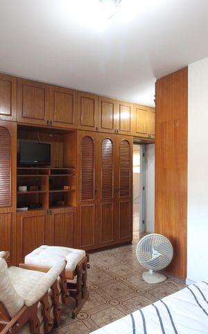 Casa à venda com 650m², 3 quartos e 4 vagasSuíte