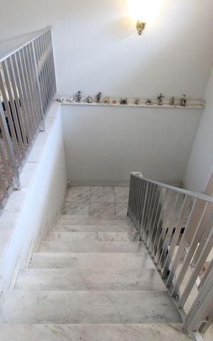 Casa à venda com 650m², 3 quartos e 4 vagasHall do segundo andar 