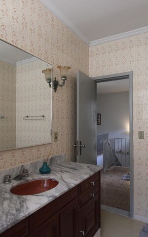 Casa à venda com 650m², 3 quartos e 4 vagasBanheiro social 1