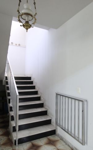 Casa à venda com 650m², 3 quartos e 4 vagasSala - Hall