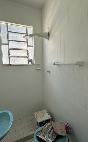 Casa à venda com 68m², 2 quartos e 1 vagaBanheiro