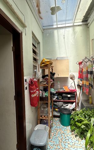 Casa à venda com 68m², 2 quartos e 1 vagaÁrea de Serviço