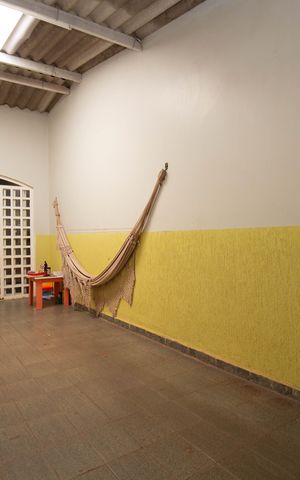 Casa à venda com 195m², 2 quartos e 2 vagas Casa à venda com 195m², 2 quartos e 2 vagasGaragem