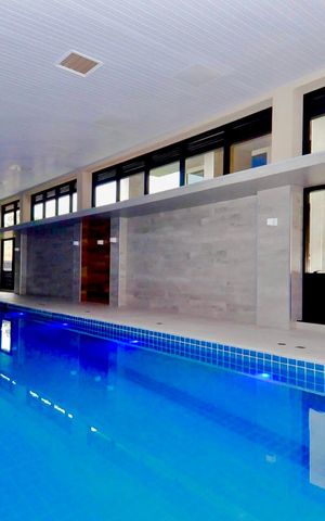 Apartamento à venda com 80m², 3 quartos e 4 vagas Apartamento à venda com 80m², 3 quartos e 4 vagasPiscina Coberta