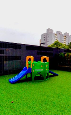 Apartamento à venda com 80m², 3 quartos e 4 vagas Apartamento à venda com 80m², 3 quartos e 4 vagasÁrea comum - Playground