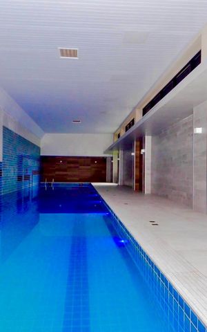 Apartamento à venda com 80m², 3 quartos e 4 vagas Apartamento à venda com 80m², 3 quartos e 4 vagasPiscina Coberta