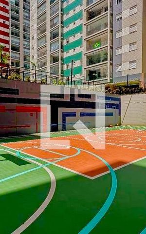Apartamento à venda com 80m², 3 quartos e 4 vagas Apartamento à venda com 80m², 3 quartos e 4 vagasQuadra Esportiva