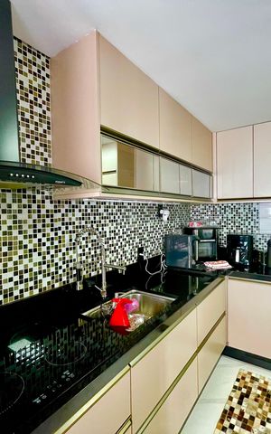 Apartamento à venda com 80m², 3 quartos e 4 vagas Apartamento à venda com 80m², 3 quartos e 4 vagasCozinha