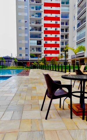 Apartamento à venda com 80m², 3 quartos e 4 vagas Apartamento à venda com 80m², 3 quartos e 4 vagasÁrea comum - Piscina
