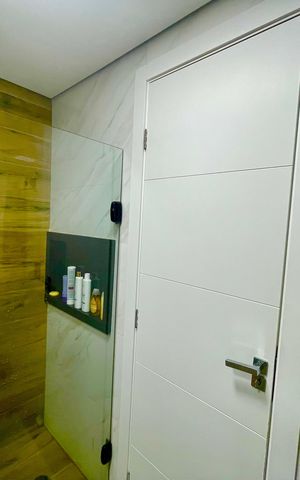Apartamento à venda com 80m², 3 quartos e 4 vagas Apartamento à venda com 80m², 3 quartos e 4 vagasBanheiro 2