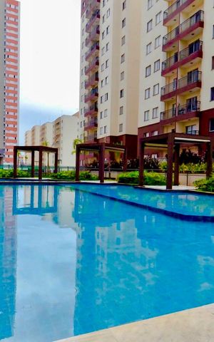 Apartamento à venda com 80m², 3 quartos e 4 vagas Apartamento à venda com 80m², 3 quartos e 4 vagasÁrea comum - Piscina