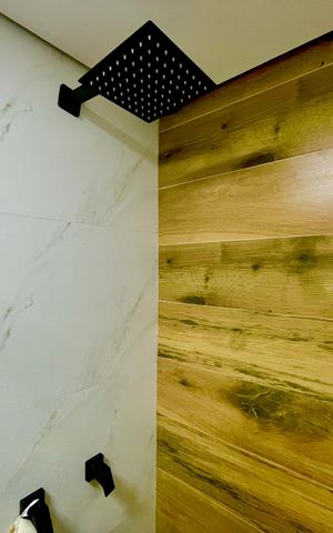 Apartamento à venda com 80m², 3 quartos e 4 vagas Apartamento à venda com 80m², 3 quartos e 4 vagasBanheiro 2