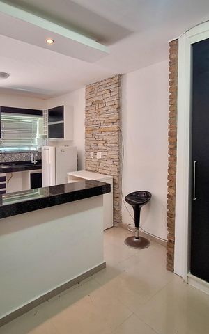 Studio para alugar com 32m², 1 quarto e 1 vaga Studio para alugar com 32m², 1 quarto e 1 vagaStudio