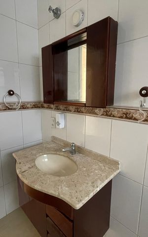 Casa de condomínio para alugar com 600m², 3 quartos e 4 vagas Casa de condomínio para alugar com 600m², 3 quartos e 4 vagasBanheiro Social