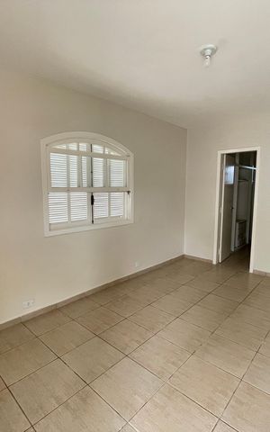 Casa de condomínio para alugar com 600m², 3 quartos e 4 vagas Casa de condomínio para alugar com 600m², 3 quartos e 4 vagasSuíte 1