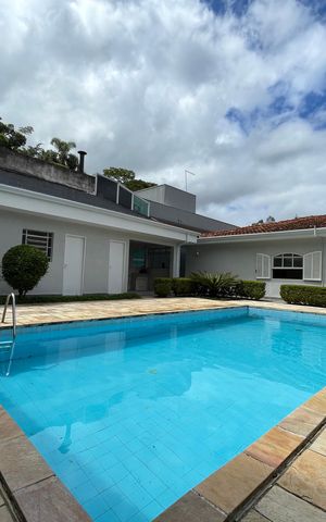 Casa de condomínio para alugar com 600m², 3 quartos e 4 vagas Casa de condomínio para alugar com 600m², 3 quartos e 4 vagasPiscina