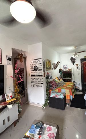 Apartamento à venda com 90m², 3 quartos e 1 vagaSala
