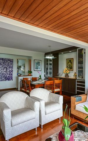 Apartamento à venda com 140m², 4 quartos e 3 vagasSala