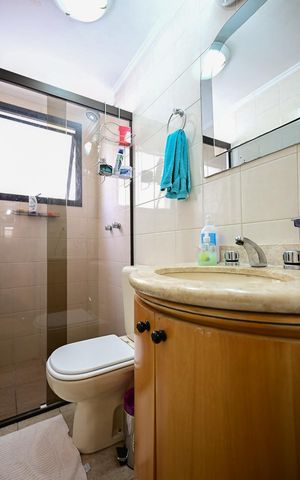Apartamento à venda com 140m², 4 quartos e 3 vagasBanheiro Suíte 1