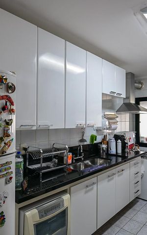 Apartamento à venda com 140m², 4 quartos e 3 vagasCozinha