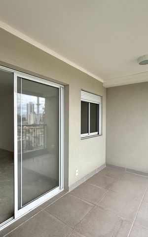 Apartamento à venda com 83m², 3 quartos e 2 vagas Apartamento à venda com 83m², 3 quartos e 2 vagasSacada