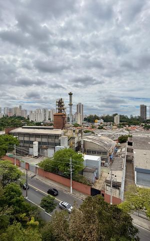 Apartamento à venda com 83m², 3 quartos e 2 vagas Apartamento à venda com 83m², 3 quartos e 2 vagasVista