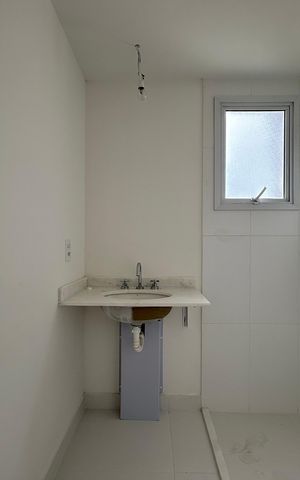 Apartamento à venda com 83m², 3 quartos e 2 vagas Apartamento à venda com 83m², 3 quartos e 2 vagasBanheiro Suíte