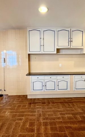 Apartamento à venda com 240m², 3 quartos e 2 vagas Apartamento à venda com 240m², 3 quartos e 2 vagasCOZINHA