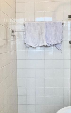 Apartamento à venda com 240m², 3 quartos e 2 vagas Apartamento à venda com 240m², 3 quartos e 2 vagasBanheiro de serviço