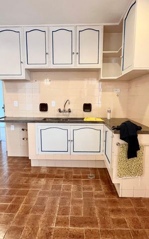 Apartamento à venda com 240m², 3 quartos e 2 vagas Apartamento à venda com 240m², 3 quartos e 2 vagasCOZINHA