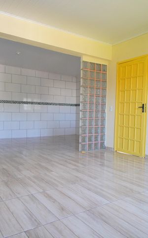 Casa à venda com 60m², 2 quartos e 1 vagaSala