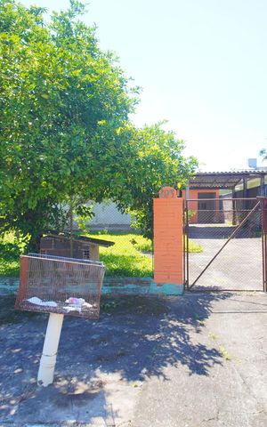 Casa à venda com 60m², 2 quartos e 1 vagaFachada