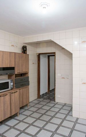 Casa à venda com 80m², 3 quartos e 2 vagasCozinha