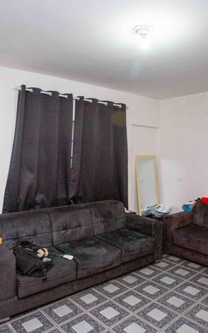 Casa à venda com 80m², 3 quartos e 2 vagasSala